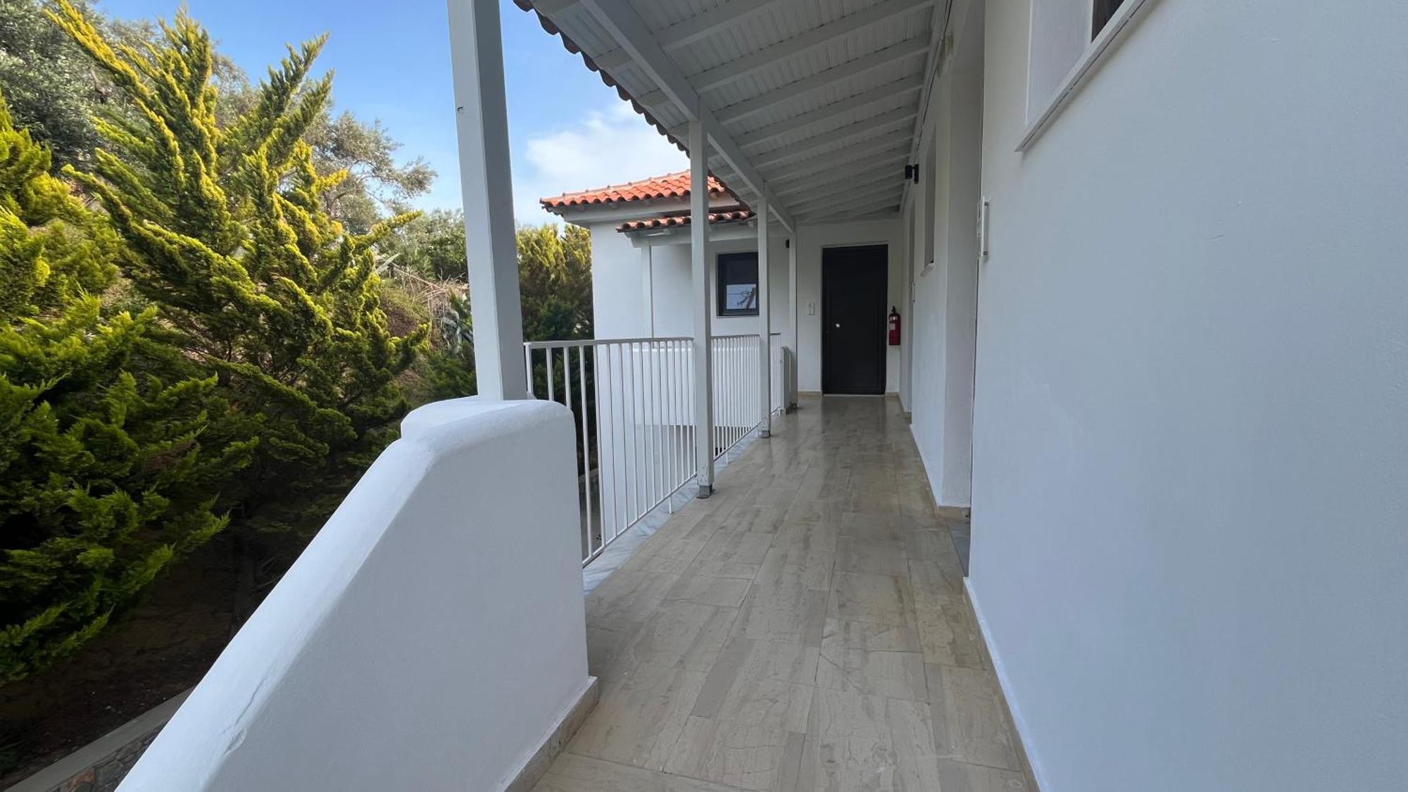 Golden Evelyn Aparthotel Агия Параскеви Екстериор снимка