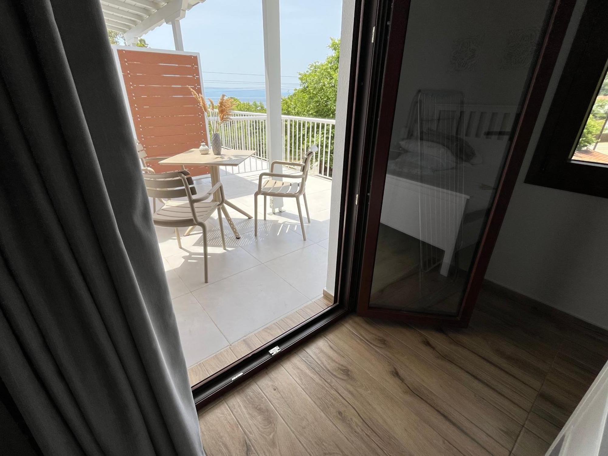 Golden Evelyn Aparthotel Агия Параскеви Екстериор снимка