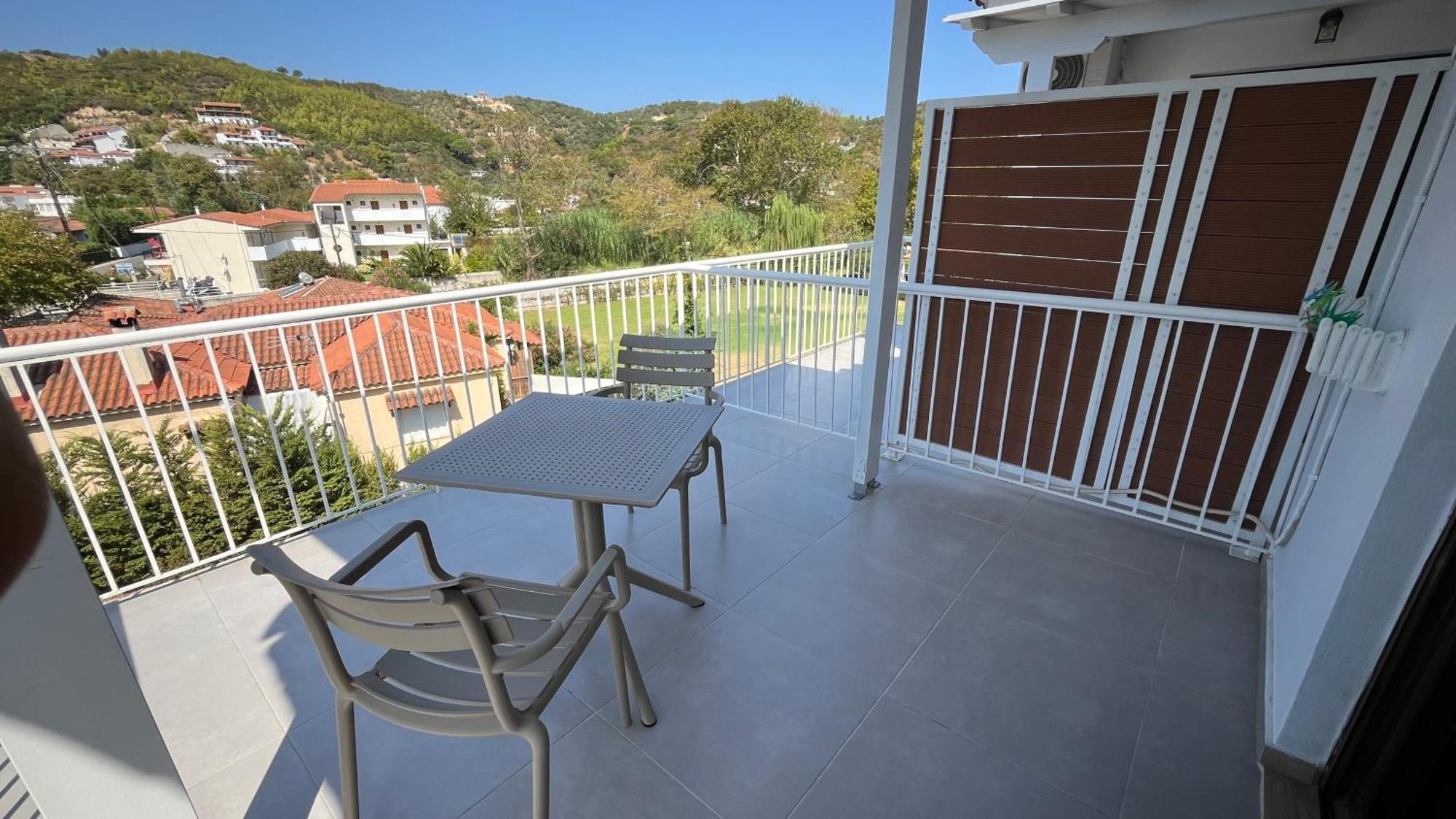 Golden Evelyn Aparthotel Агия Параскеви Екстериор снимка