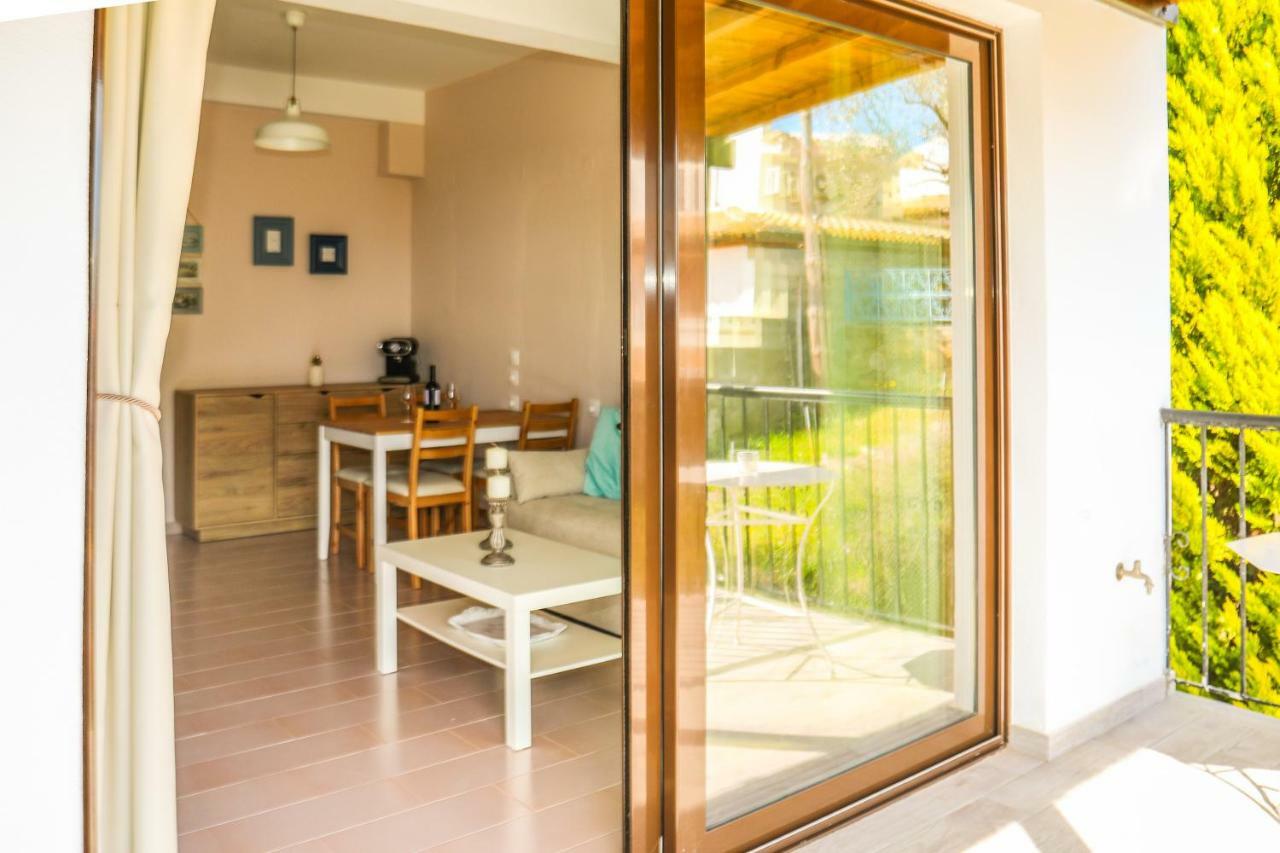 Golden Evelyn Aparthotel Агия Параскеви Екстериор снимка