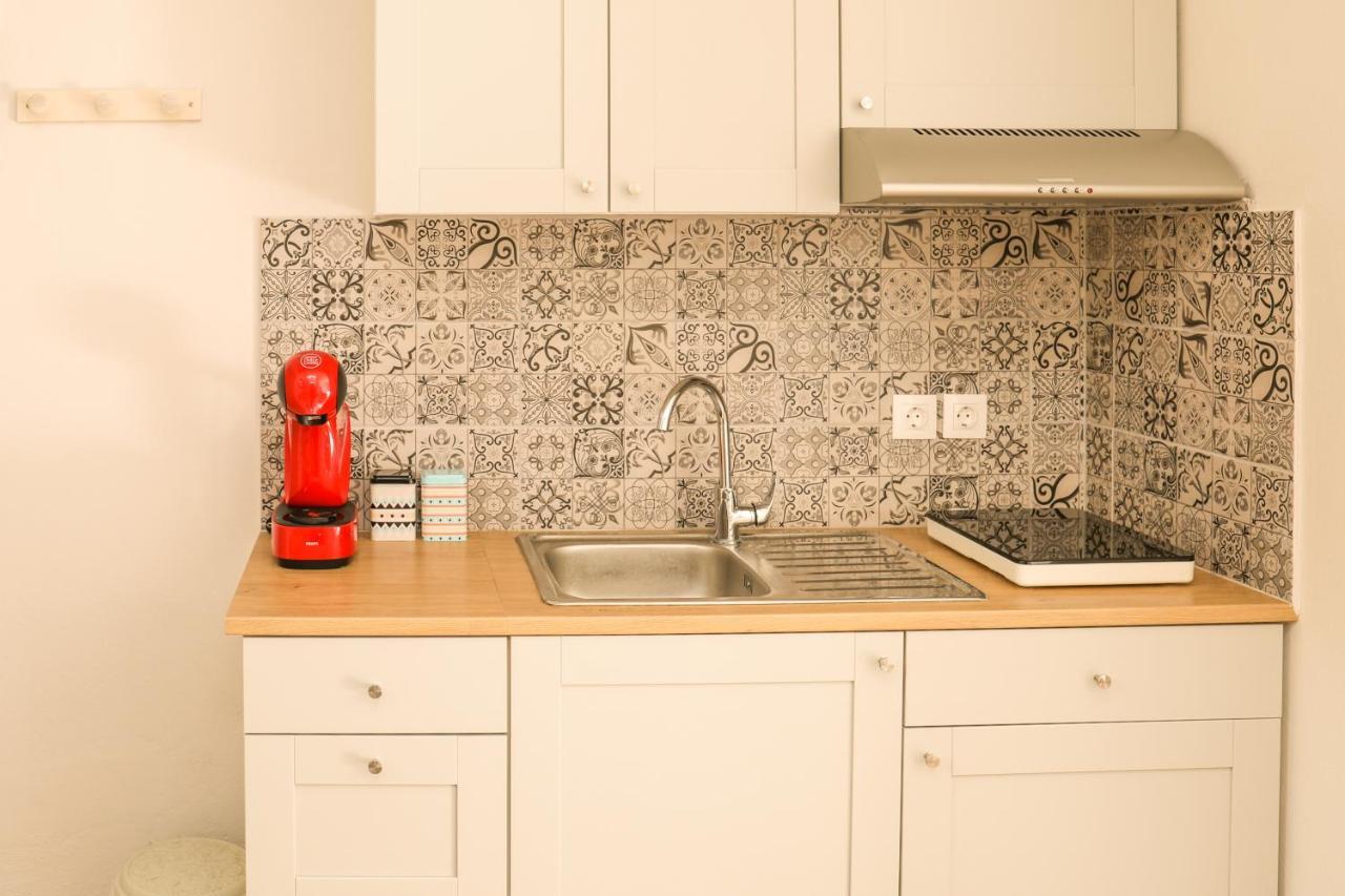 Golden Evelyn Aparthotel Агия Параскеви Екстериор снимка